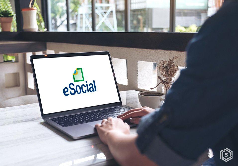Esocial em curitiba